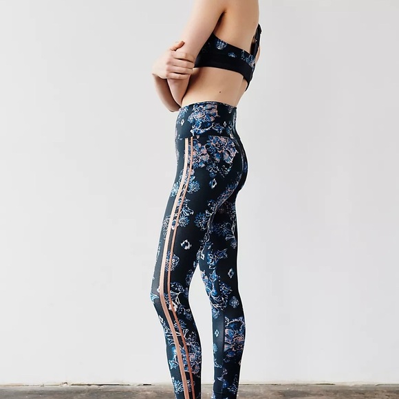 FREE PEOPLE Movement High-Rise Printed Leggings – S - Picture 1 of 15